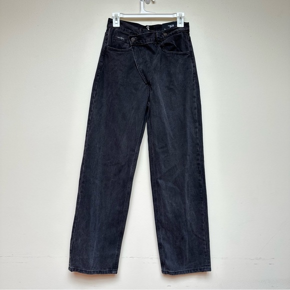 Insane gene Crossover Hi-Rise Straight Jeans Size 5/26 NWT - Picture 1 of 9